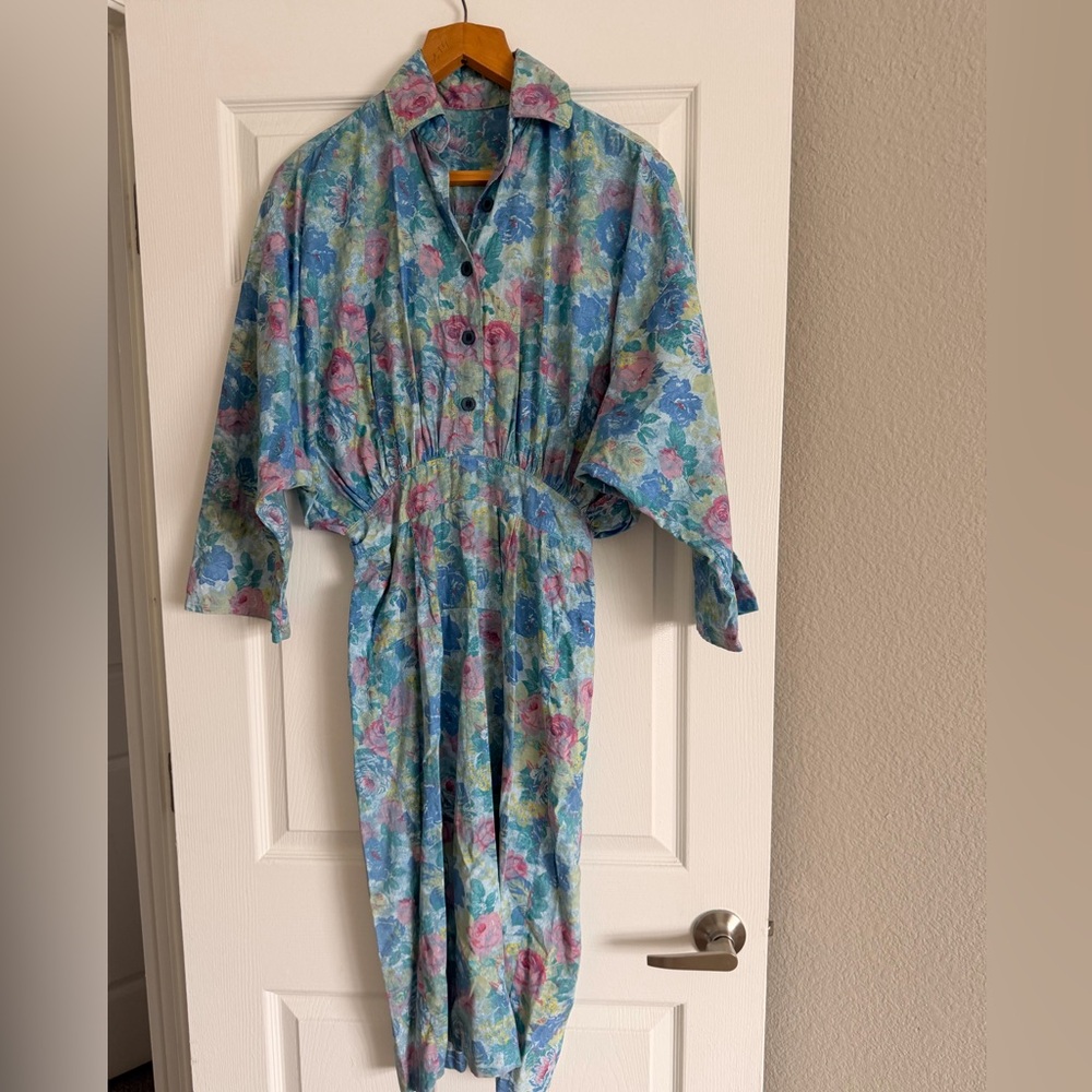 Vintage 1950s Floral Midi Dress with Button Details (no tags) - Approx size 4